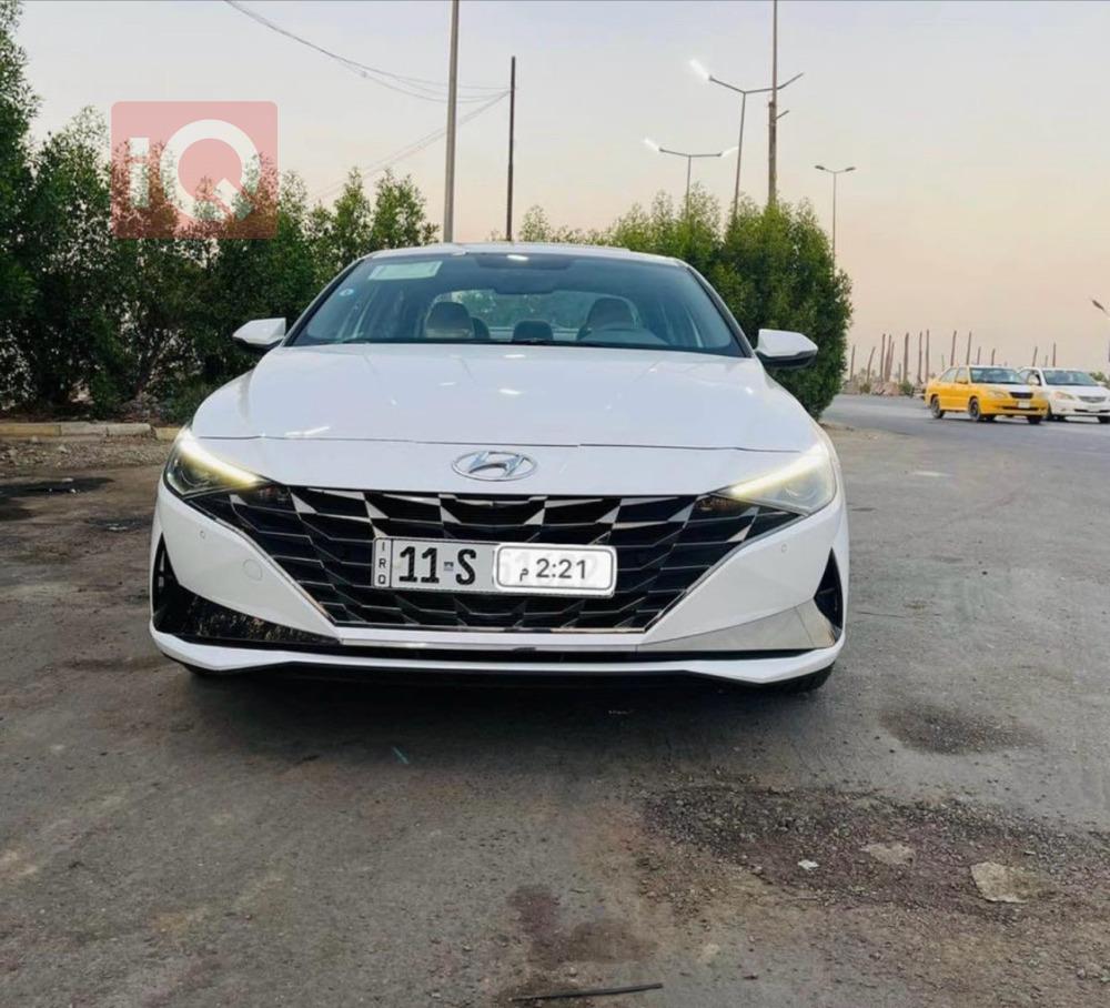 هیوندای ئەلەنترا